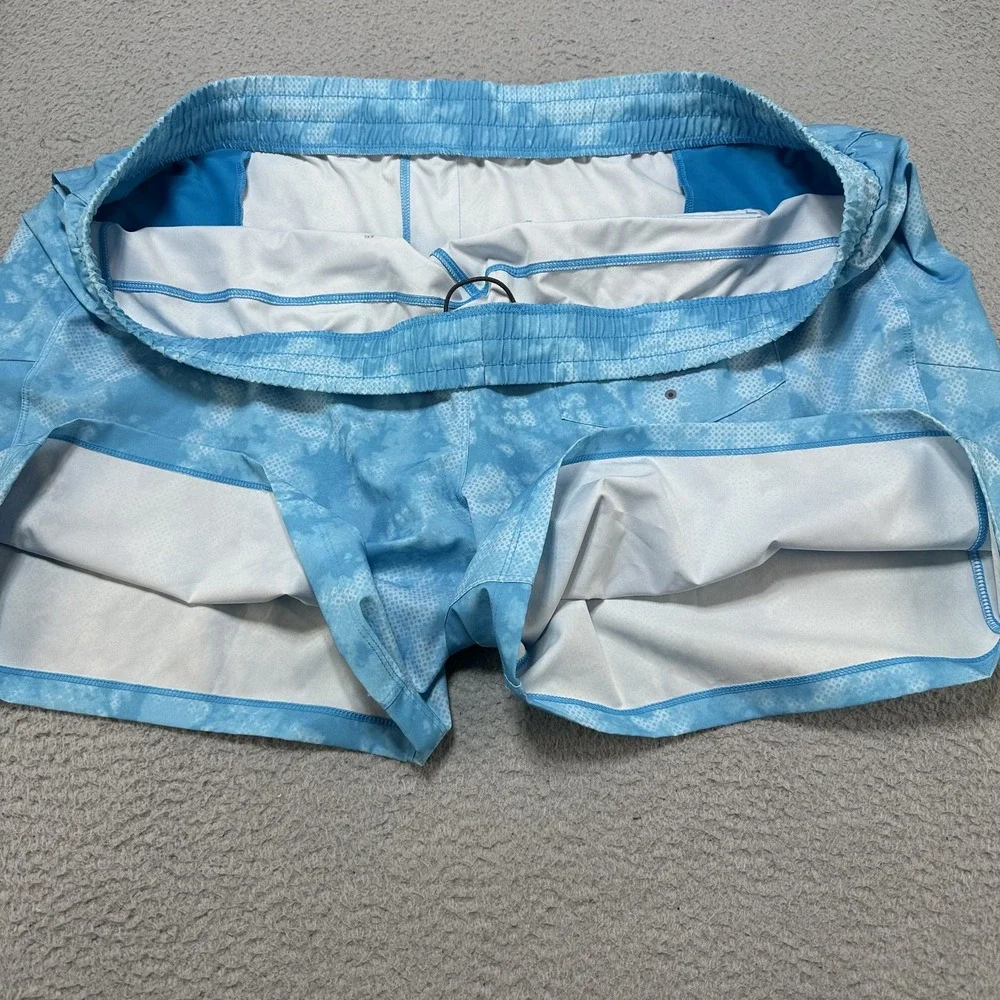 All In Motion Shorts Mens 2XL Blue Tie Dye Stretch Swim Trunks Quick Dry Pockets